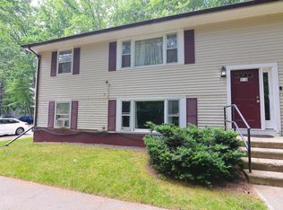 78 Sandhill Rd APT 25, Essex Junction, VT 05452