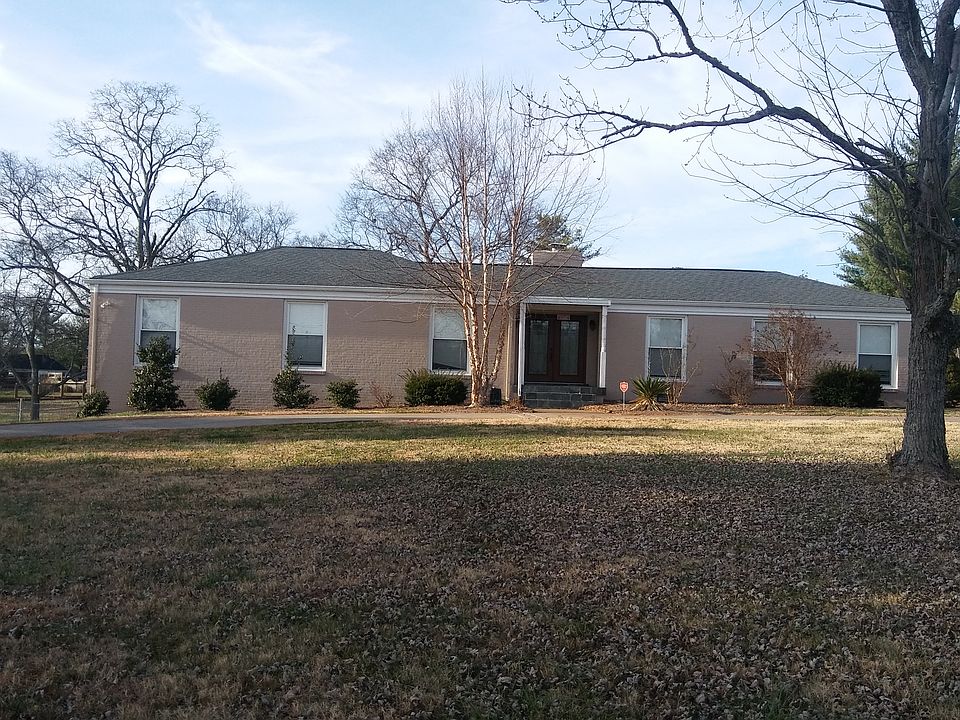 1st image of 2110 Paula Dr