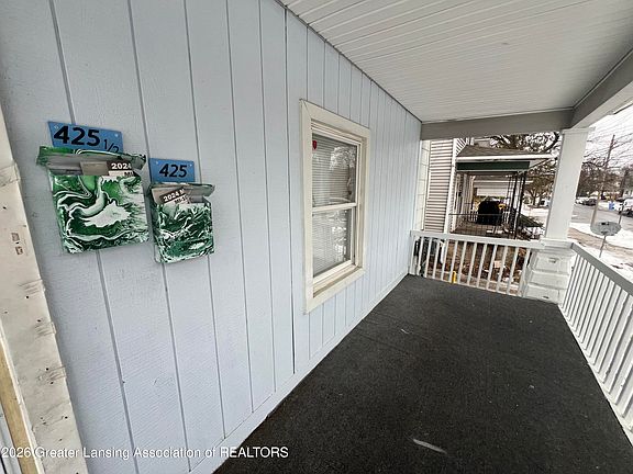 3rd image of 425/4255 N Butler Blvd