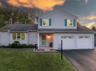 4043 Libra Ln, Liverpool, NY 13090