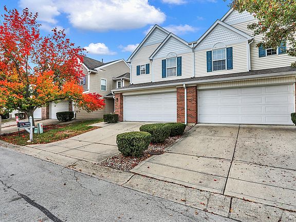 3rd image of 9302 Eden Woods Ct