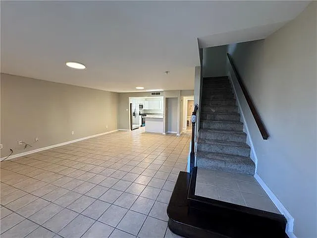 3106 Laplace St — Photo 7