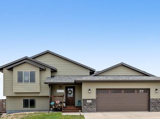 4212 Marino Dr, Rapid City, SD 57701
