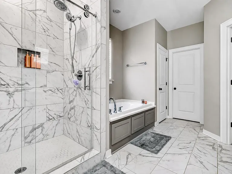 4040 Olivia Rd — Photo 27