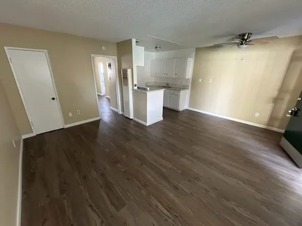 2128 E Westport Dr #13, Anaheim, CA 92806