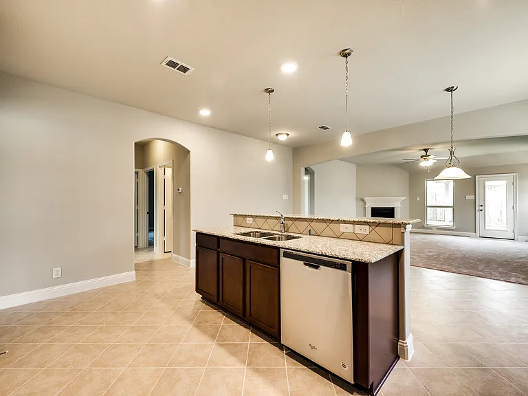 800 Bird Creek Dr — Photo 9