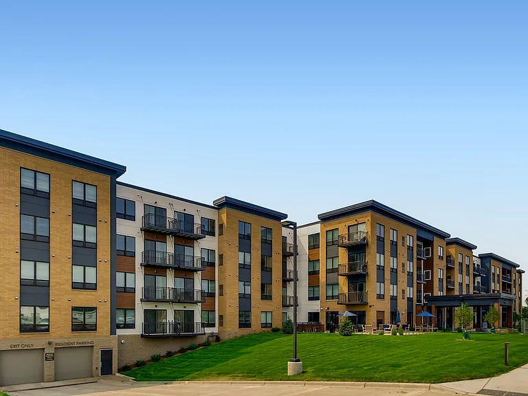 Aura Age 55 Plus Active Community — Photo 39