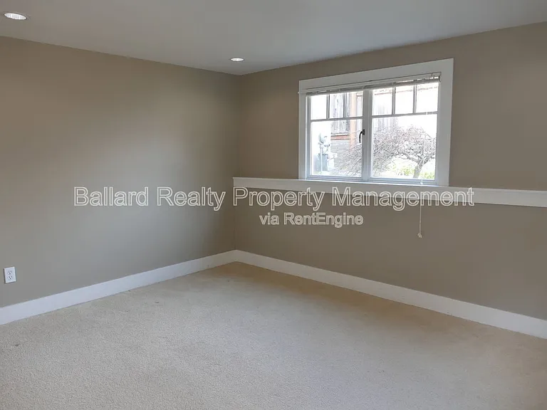 3246 Conkling Pl W — Photo 21