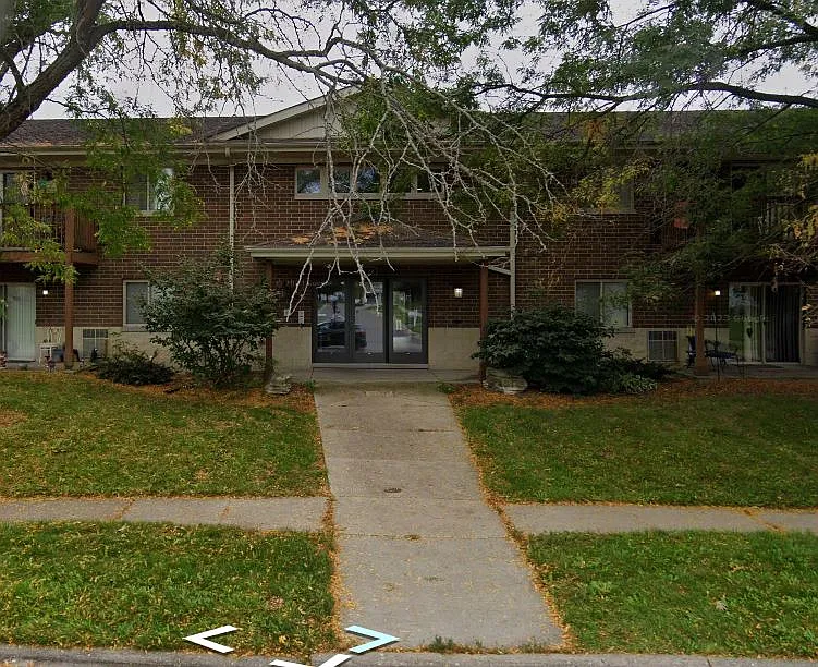 720 Saint Johns Rd #208