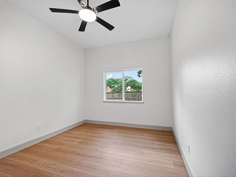 1522 New Cedars Dr — Photo 13