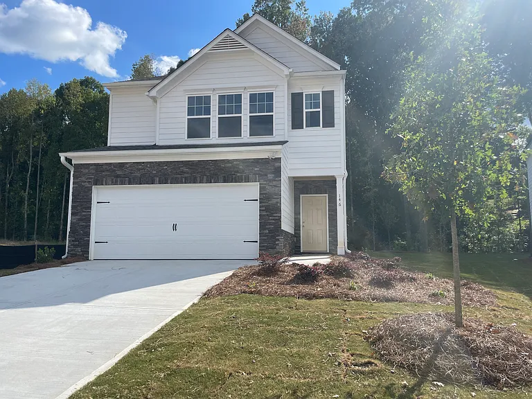 146 Parkwood Dr — Photo 1