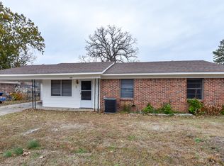 705 Varner Dr, Muldrow, OK 74948