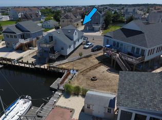 108 Playhouse Rd, Little Egg Harbor Township, NJ 08087