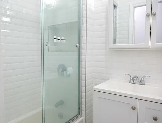 Rented by Avenue Sotheby's International Realty | media 17