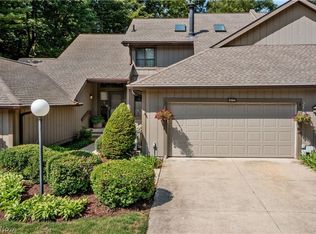 2194 Stone Creek Trl, Cuyahoga Falls, OH