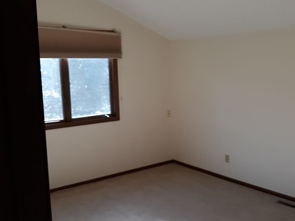 5th image of 14390 Heywood Ave #14390