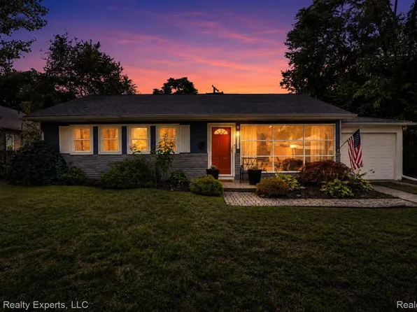 22731 Manistee St, Oak Park, MI 48237