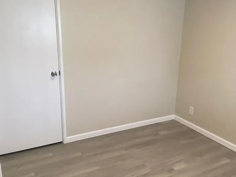 10944 Arctic Dr — Photo 11