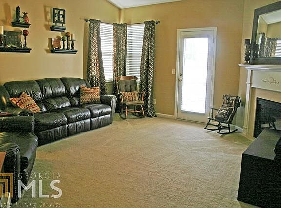 2nd image of 1501 Woodberry Ct #18