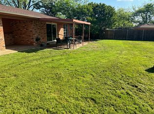 1902 Crestridge St, Stephenville, TX 76401