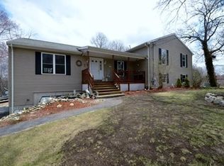 11 Elmwood St, Blackstone, MA 01504