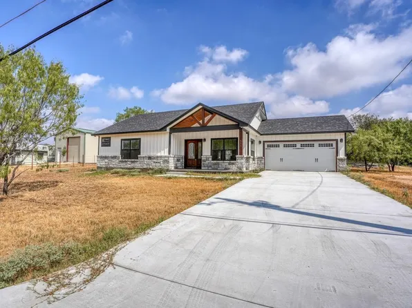 413 E Granitecastle Drive, Granite Shoals, TX 78654