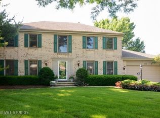 1153 W Bedford Dr, Palatine, IL