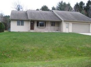 721 Sommer Dr, Sheboygan, WI 53081