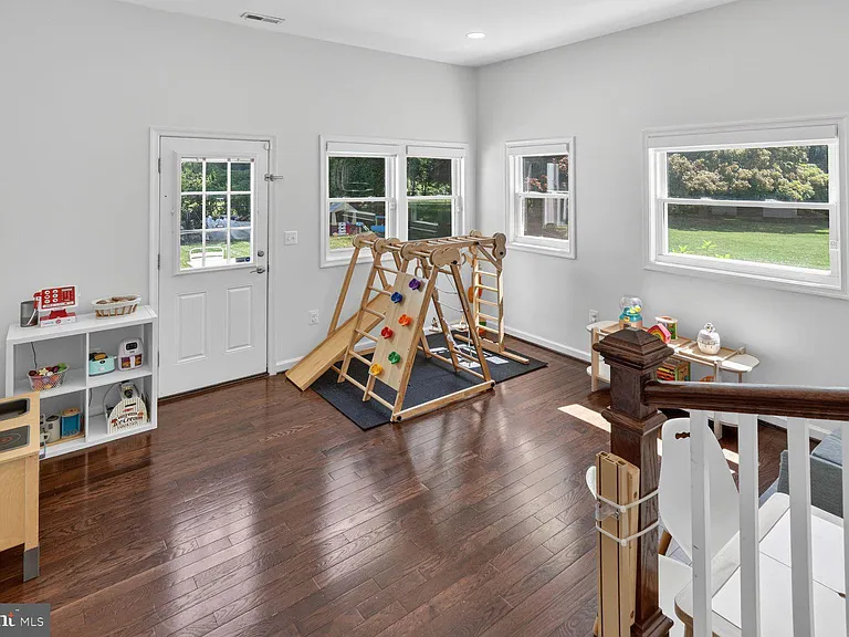 4613 Willow Run Dr — Photo 11