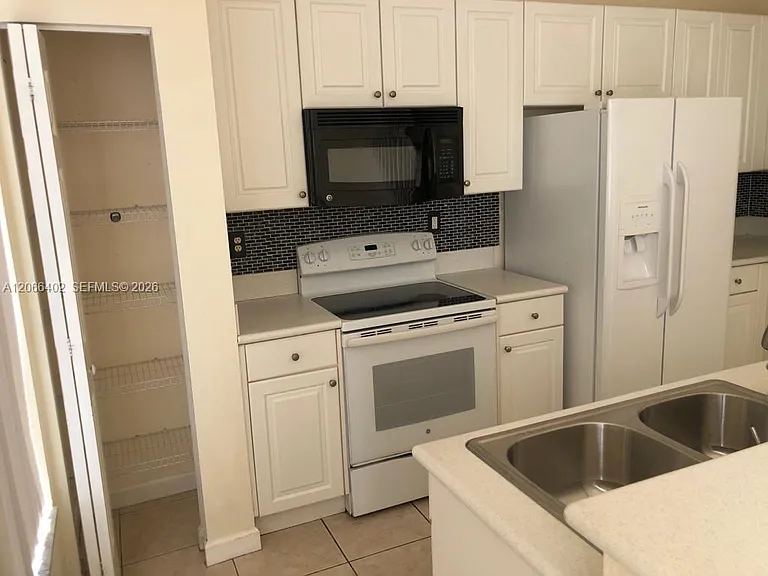 5598 NW 113th Ave #- — Photo 21