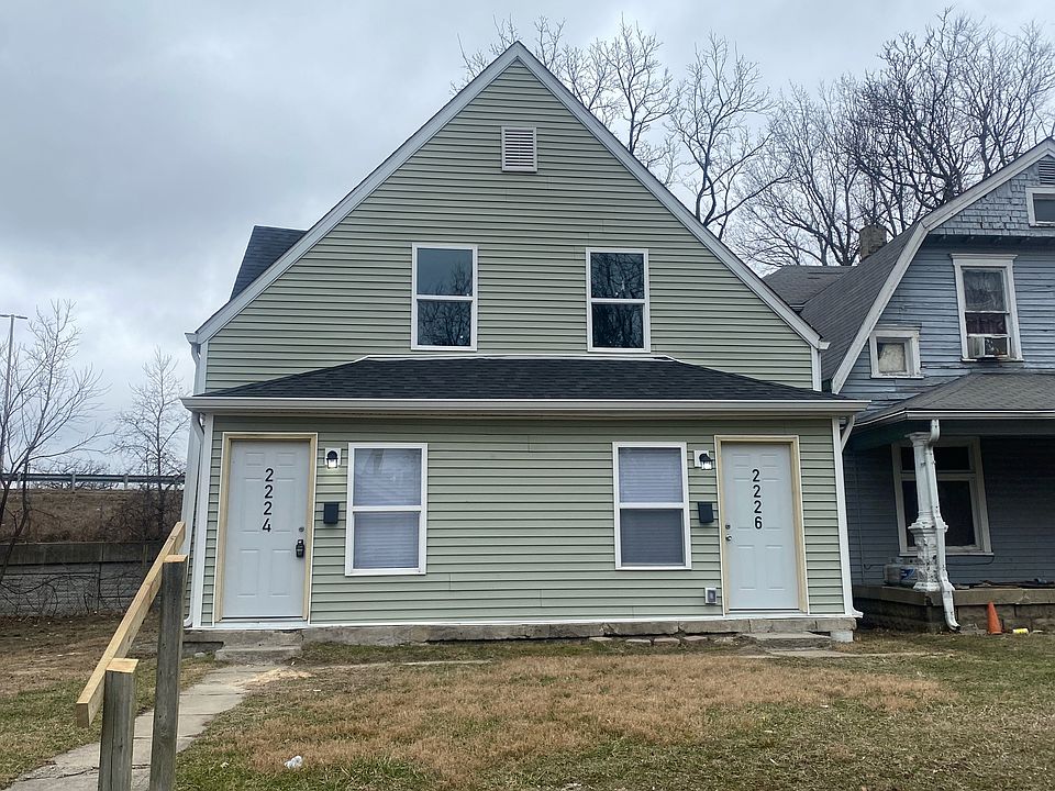 1st image of 2224 Langley Ave