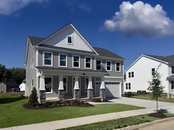 160 Long Cove Dr, Suffolk, VA 23435