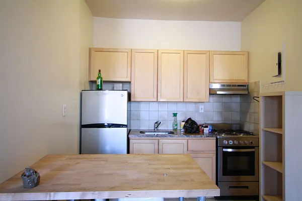 Rented by Red Hook Realty | media 16