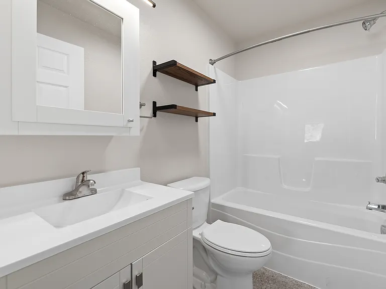 Ponderosa Apartments — Photo 44