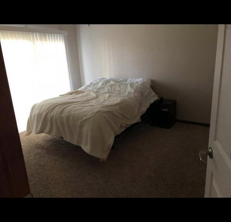 1st image of 250 NE 41st St Unit 102
