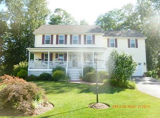 27 Gray Coach W, Cranston, RI 02921