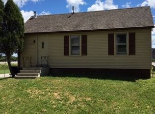5220 State St, Riverdale, IA 52722