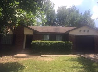811 Pinestone Pl, Southaven, MS 38671