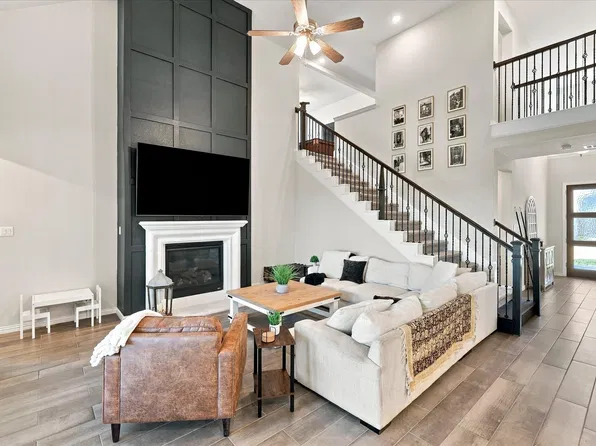 2161 Cloverfern Way, Haslet, TX 76052