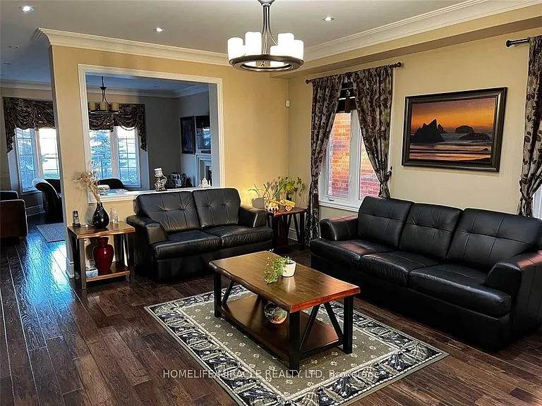 17 Gosling St — Photo 3