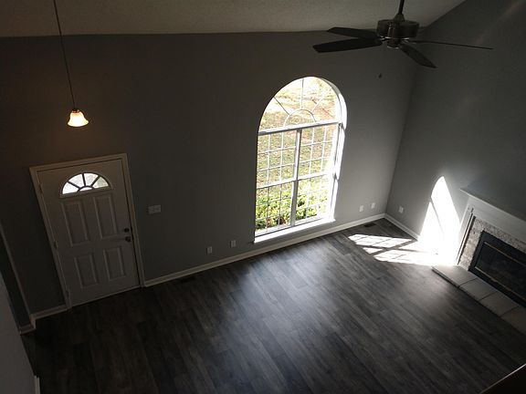 5th image of 2807 Pam Dr
