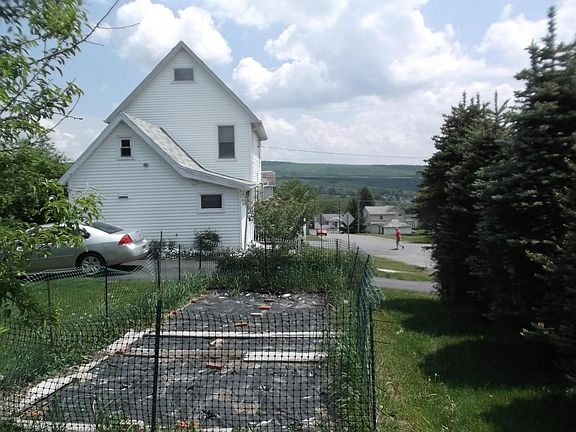5th image of 901 Susquehanna St