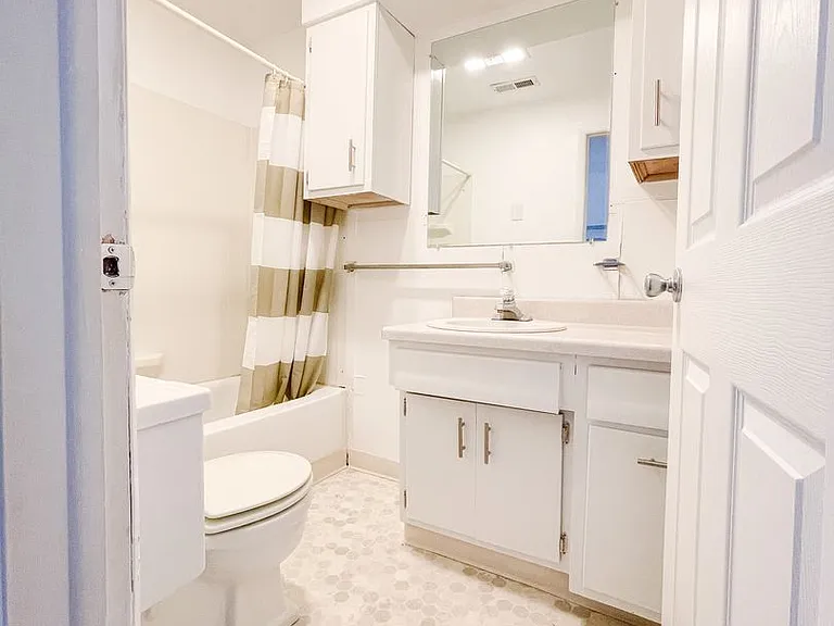 305 S Manning Ave (EMF Homes, LLC) — Photo 6