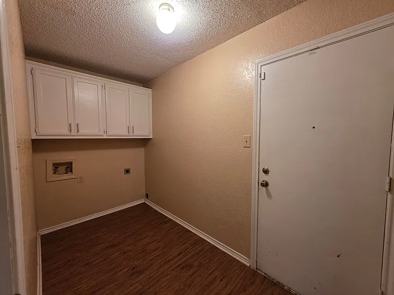 4724 Berridge Ln — Photo 13