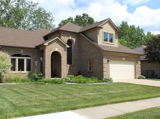 48448 Lorenzo Dr, Macomb, MI 48044