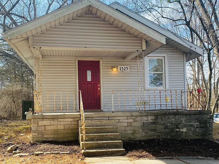 1325 N Kinser Pike — Photo 12