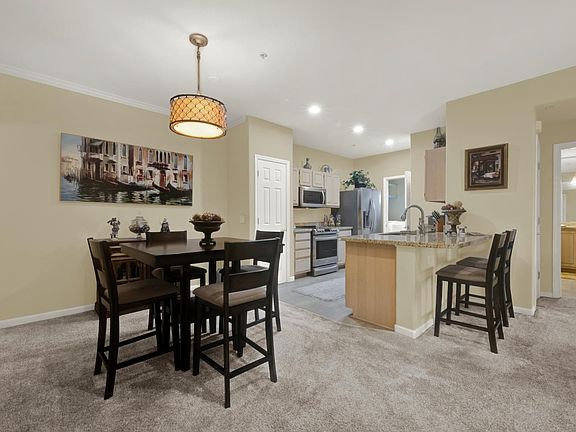 4th image of 501 Gibson Drive #2221