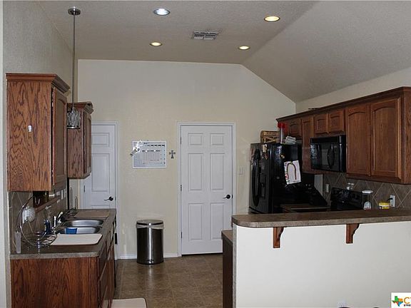 4th image of 913 Westway Dr