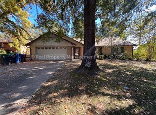 9812 Meandering Way, Fort Smith, AR 72903