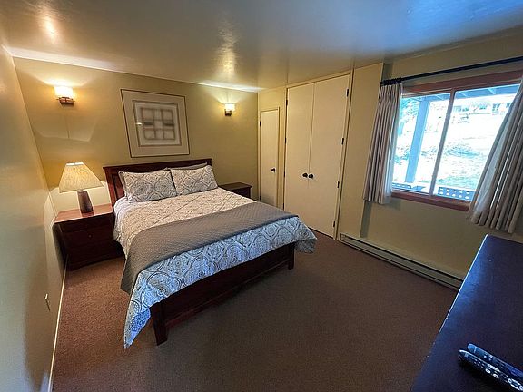 5th image of 2464 Indian Springs Condo Dr